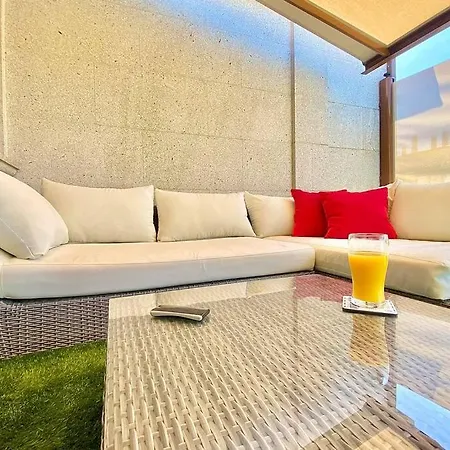 Atico Monet - Arte Y Cielo Frente Al Parque Con Rio Y Junto Al Mar Apartment Vilagarcia de Arousa