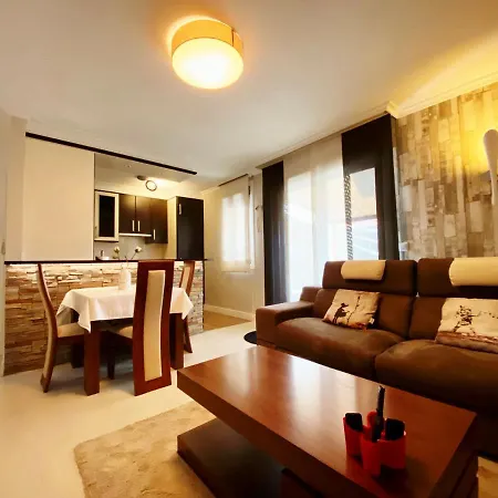 Apartment Atico Monet - Arte Y Cielo Frente Al Parque Con Rio Y Junto Al Mar *