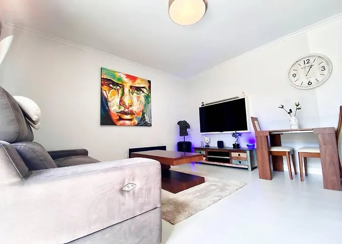 Atico Monet - Arte Y Cielo Frente Al Parque Con Rio Y Junto Al Mar Apartment *